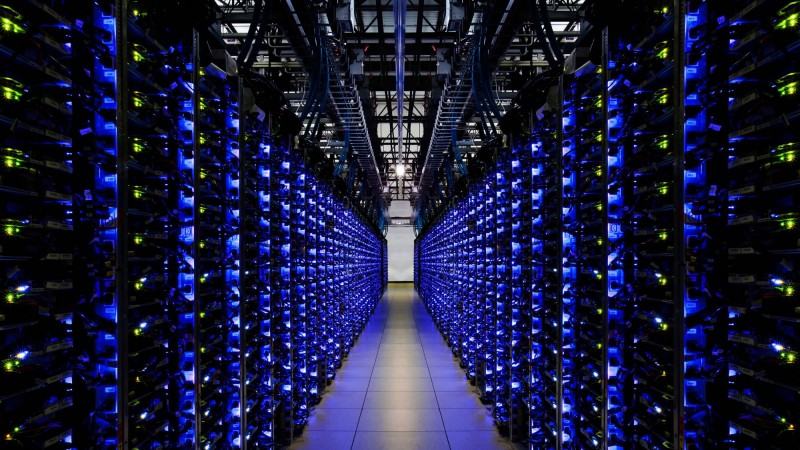 Hosting Virtual Events to Showcase Technology Easily