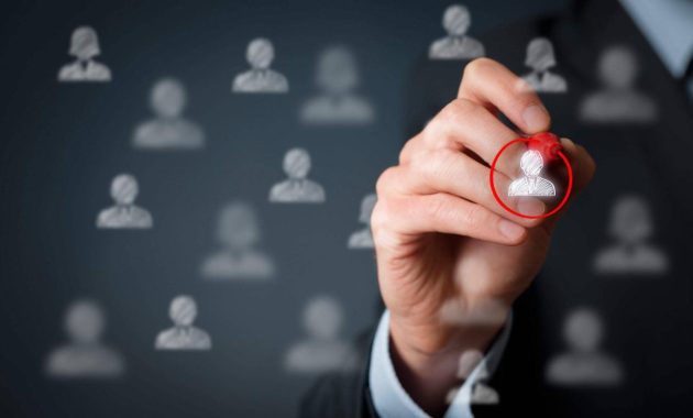 Personalization in Fashion Retail Revolutionizes Shopping